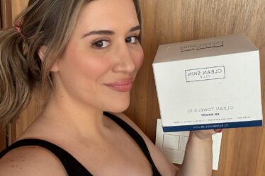 Clean Skin Club Towels Halved My Makeup Removal Time—and Helped Clear My Skin REVIEW