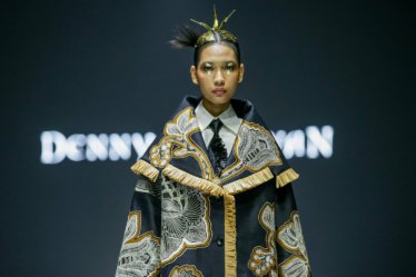 Worldview | Jakarta Fashion Week Reimagines Indonesia’s Textile Heritage