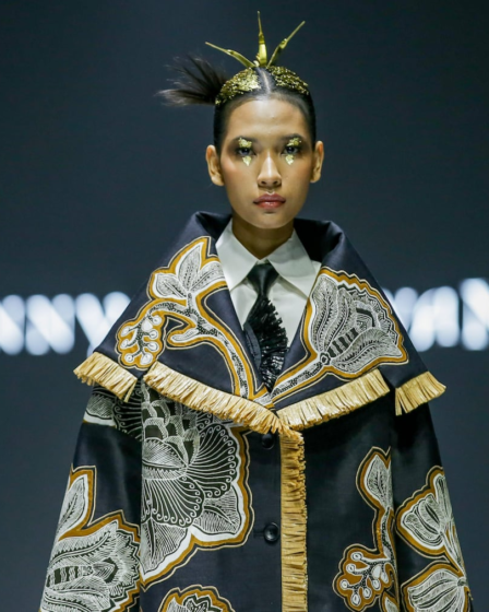 Worldview | Jakarta Fashion Week Reimagines Indonesia’s Textile Heritage