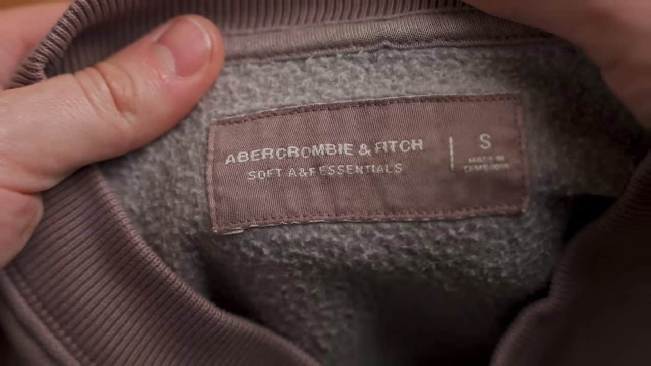 Abercrombie Essential Crew Sweatshirt