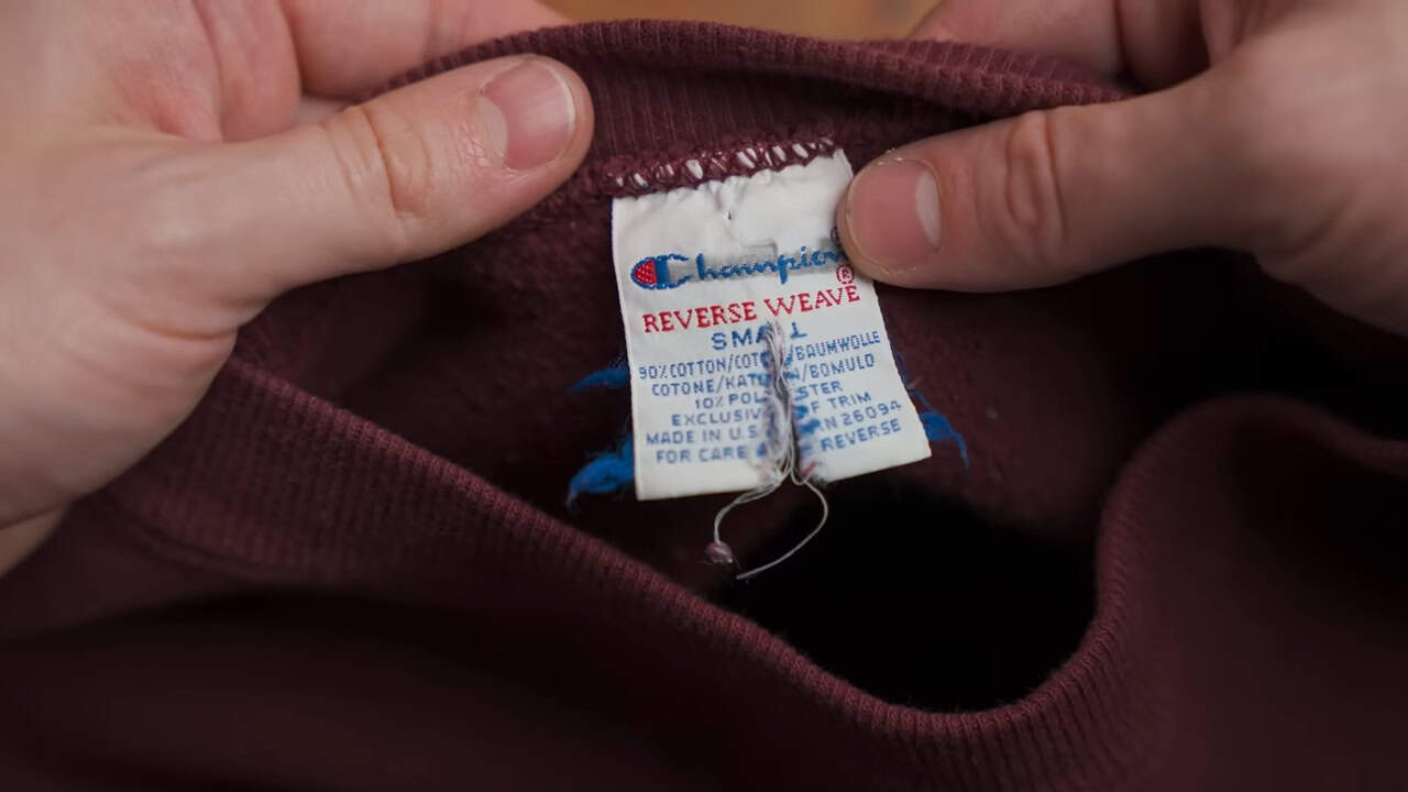 Vintage Champion Sweatshirt