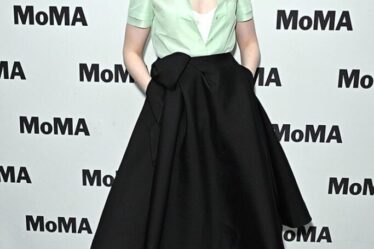 Elle Fanning Wore SHUSHU/TONG To The Contenders Screening For ‘A Complete Unknown’