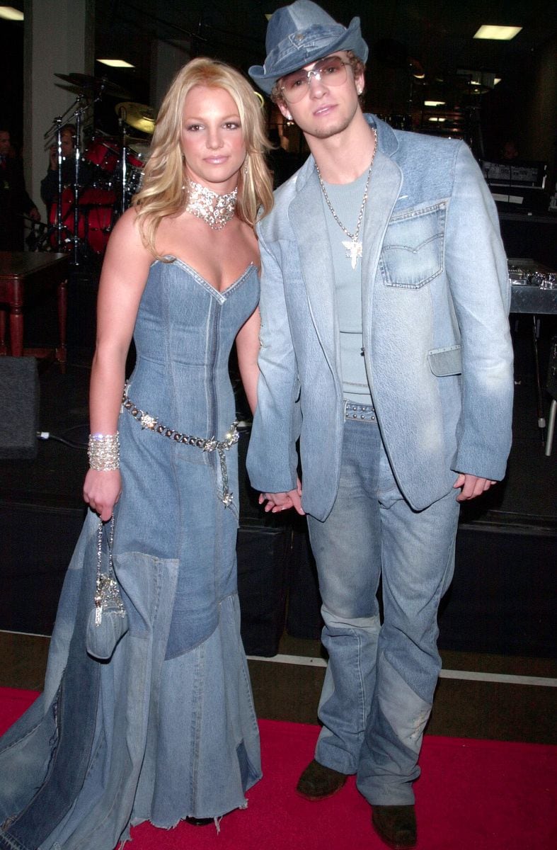 Britney Spears and Justin Timberlake wearing full denim outfits