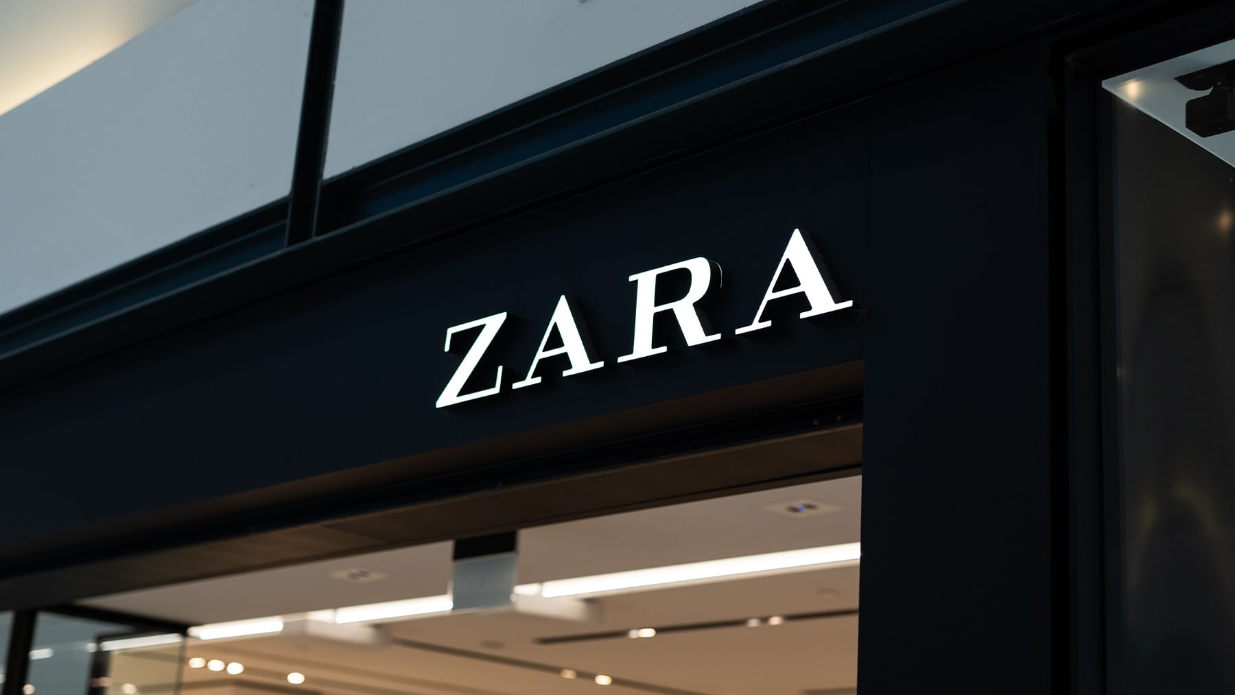 Inditex’s Sales Grow 9 Percent as Holiday Shopping Begins