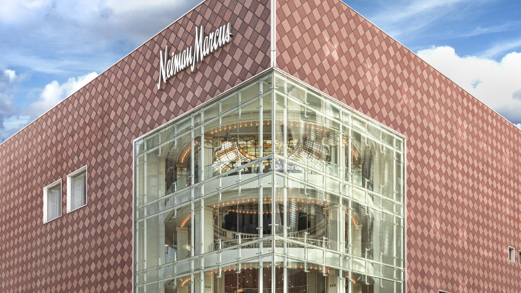 Neiman Marcus Said To Raise Bond Issuance to $2.2 Billion Amid Strong Investor Demand