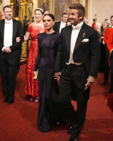 Victoria Beckham con un vestido de inspiración egipcia en el banquete en honor a los emires de Catar