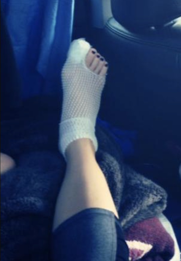 See How This Girl Ended Up In The Emergency Room From Doing Her Own Pedicure - Bangstyle