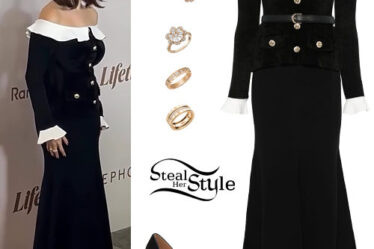 Selena Gomez: Off-Shoulder Dress, Black Pumps