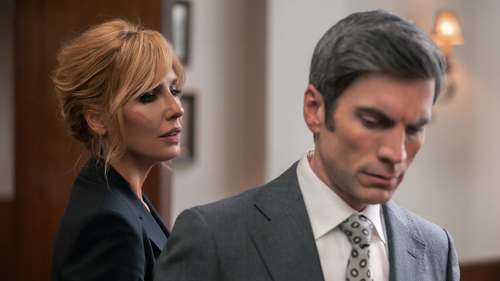 Image may contain Wes Bentley Kelly Reilly Accessories Formal Wear Tie Adult Person Clothing Suit Head and Face