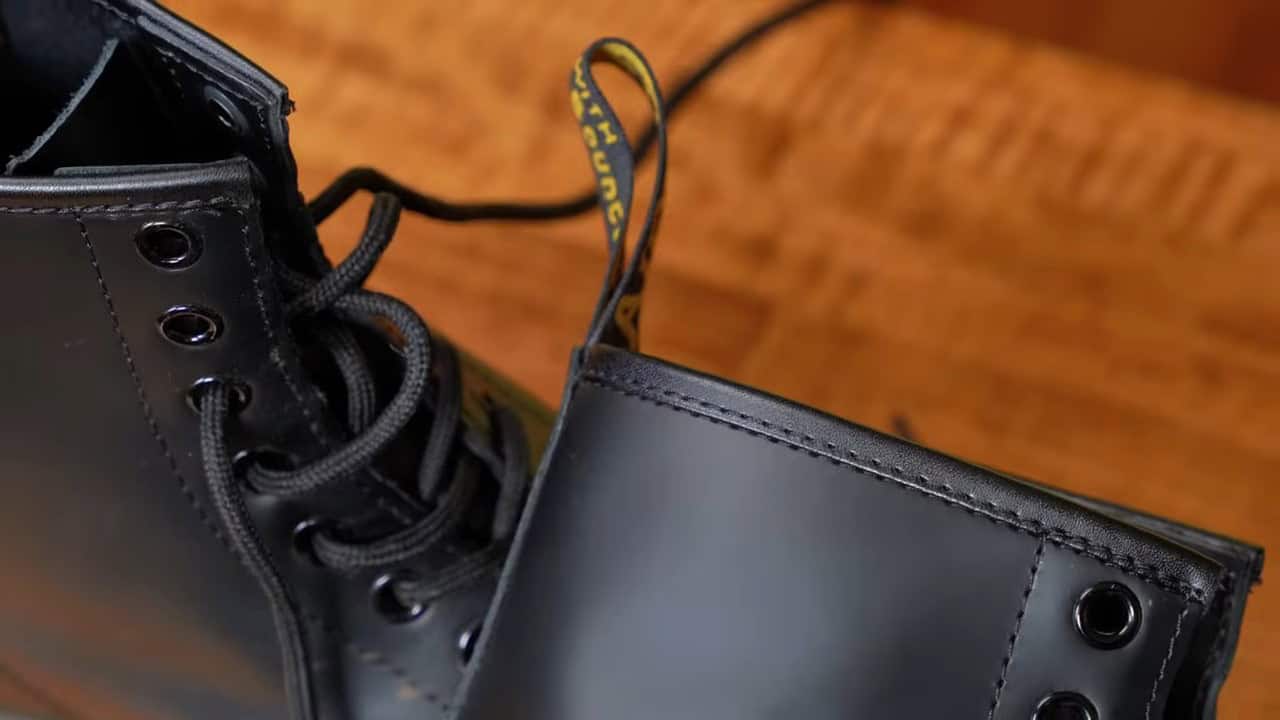 Vegan vs Leather