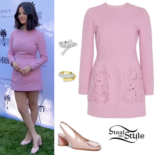 Selena Gomez: Pink Dress and Pumps