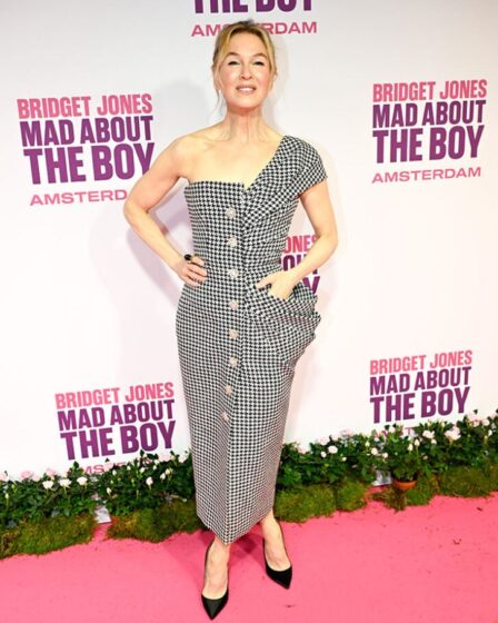 Renée Zellweger Wore Tamara Ralph Couture To The 'Bridget Jones: Mad About The Boy' Amsterdam Premiere