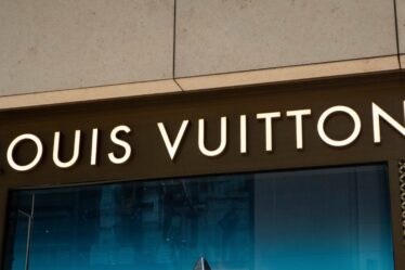 Louis Vuitton in Talks with Cheng Family for Hong Kong Mega-Store