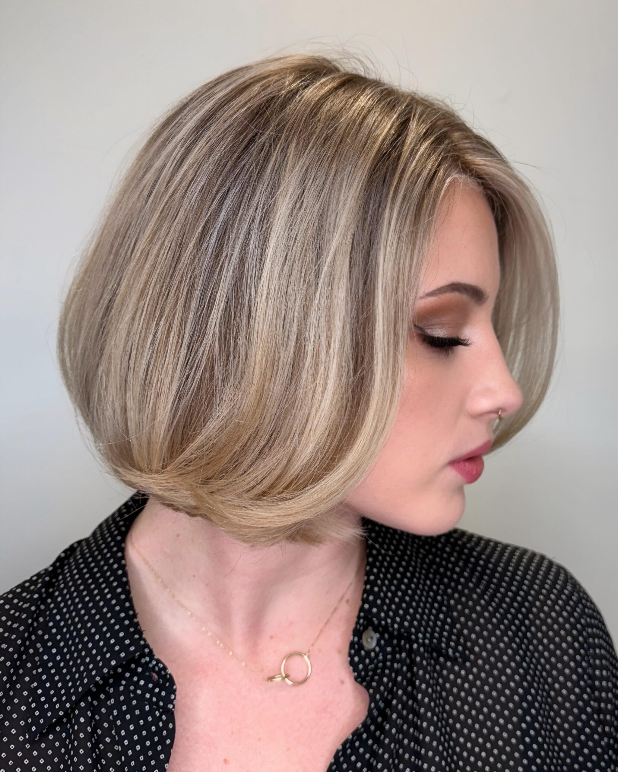 2025 Hair Trend: How to Cut the Perfect One-Length Bob with a Side Part - Bangstyle