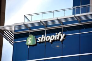 Shopify Must Face Data Privacy Lawsuit in US