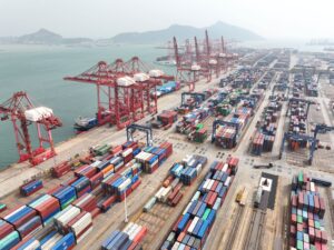 Trump Sees ‘Transition Problems’ With China Tariffs at 145%