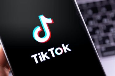 Trump to Consider Final TikTok Proposal on Wednesday